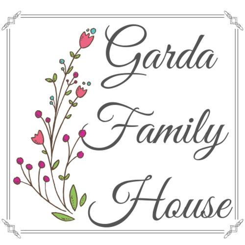 Hotel Garda Family House à Desenzano del Garda Extérieur photo