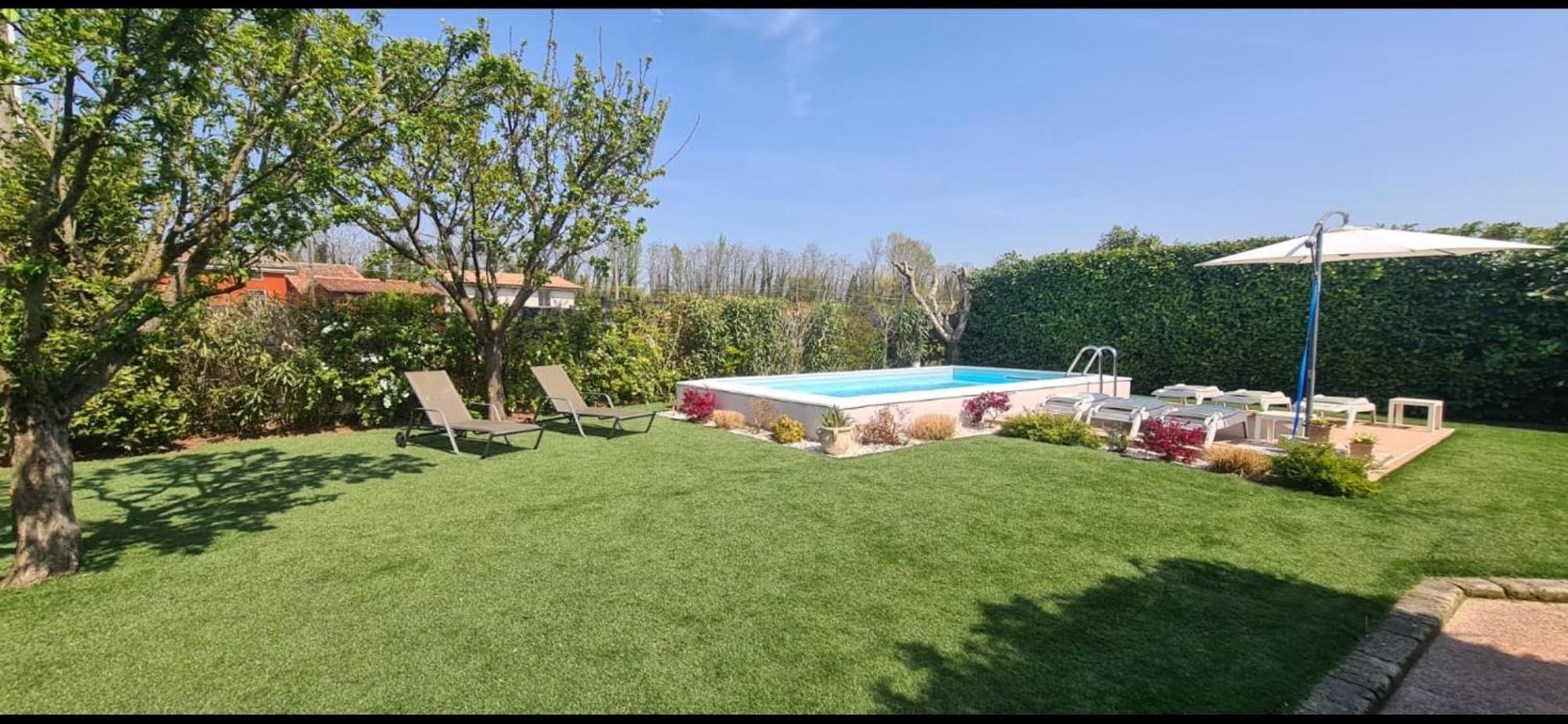 Hotel Garda Family House à Desenzano del Garda Extérieur photo